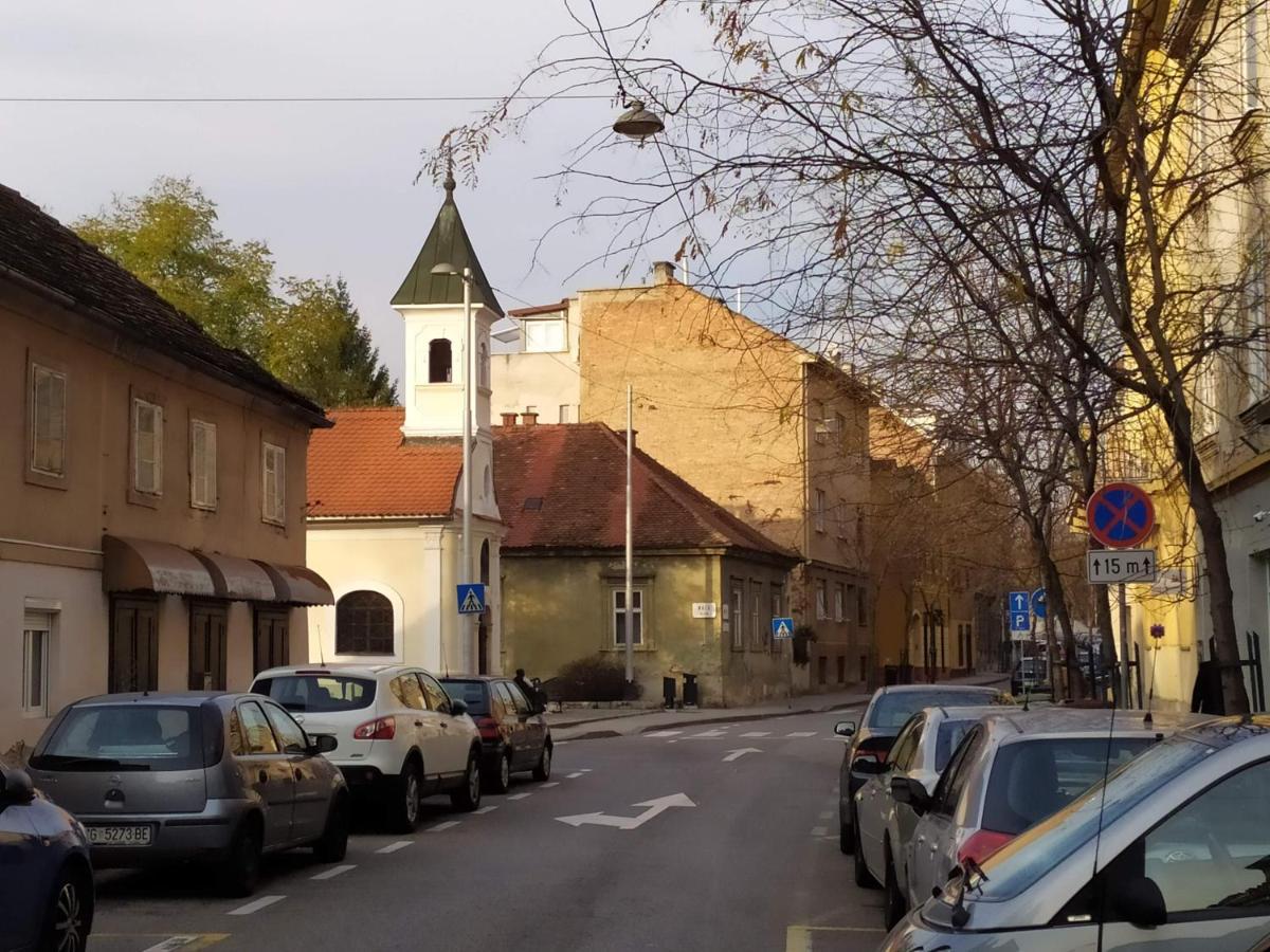 Tiny Cozy Accommodation Zagreb Ngoại thất bức ảnh